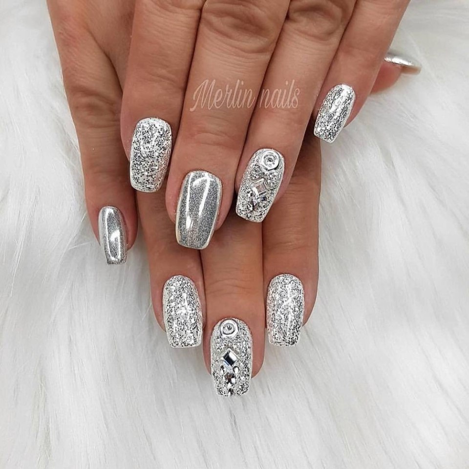 Серебряные ногти