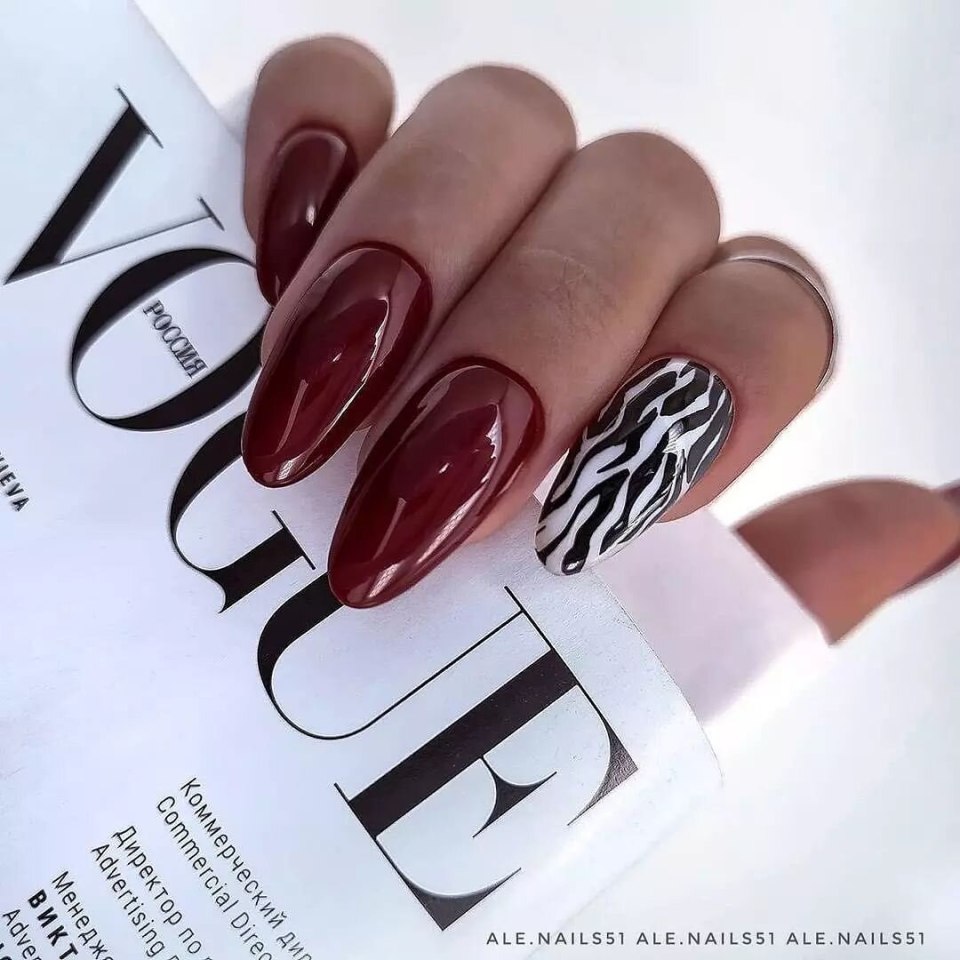 Маникюр осень 2021