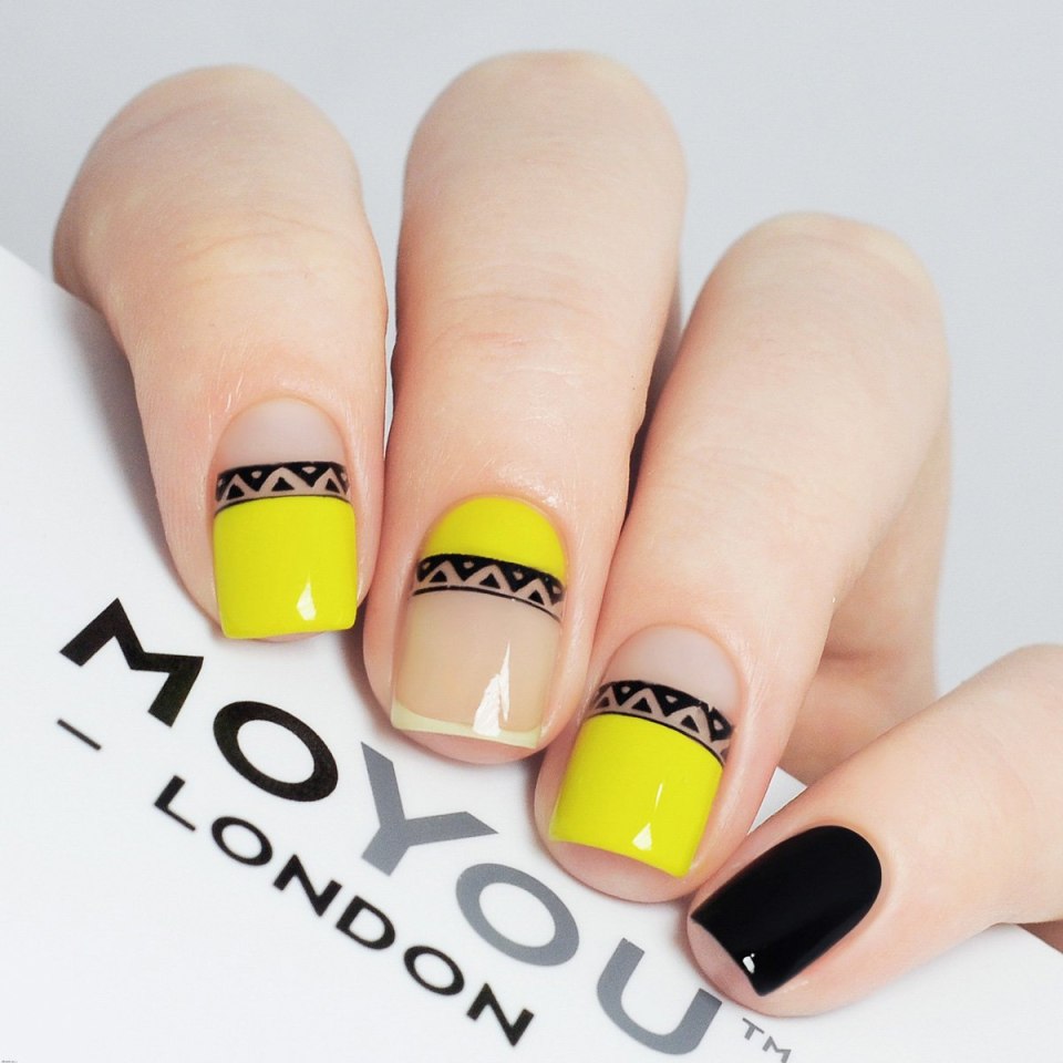 Маникюр жёлтый с чёрным на короткие ногти