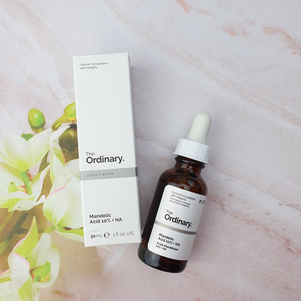 The ordinary. Mandelic acid 10% + на. Сыворотка с миндальной кислотой.