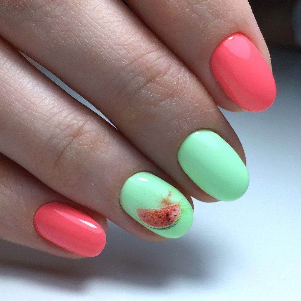 Летние ногти короткие