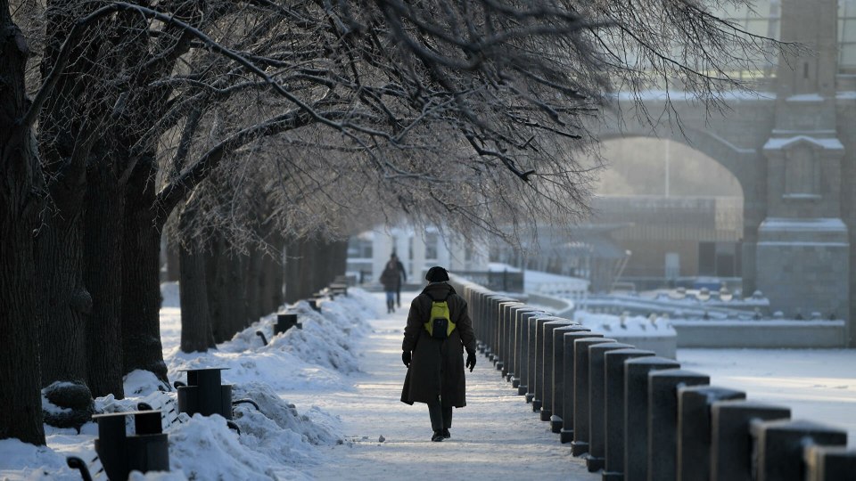 Зима холода