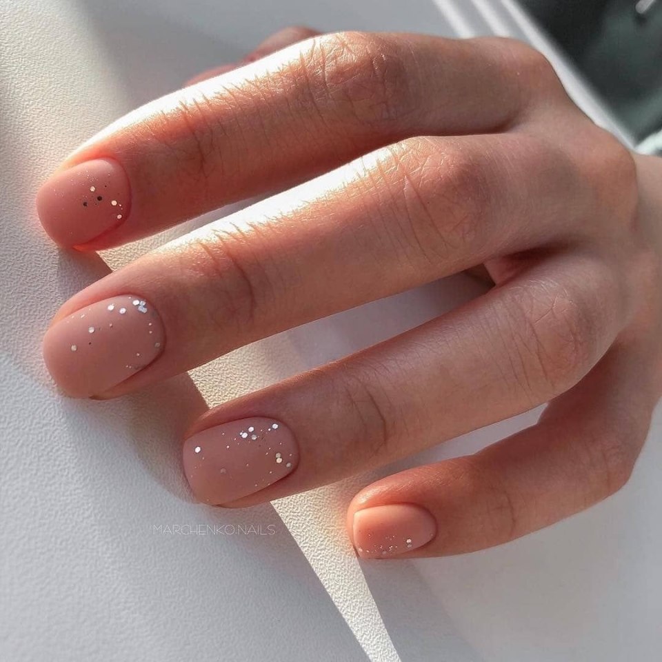 Короткие аккуратные ногти