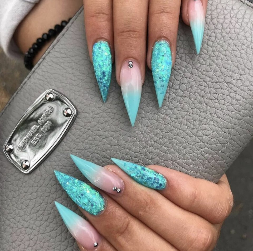 Nails 2022 стилет