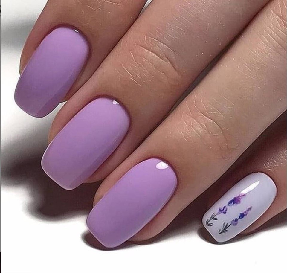 Лавандовый маникюр