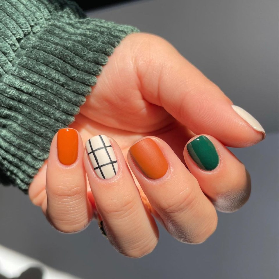 Маникюр цвета осени