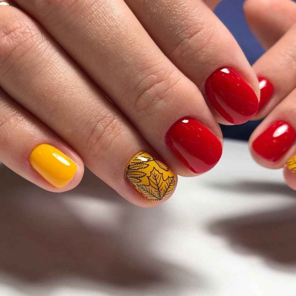 Маникюр на ноябрь