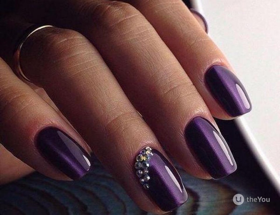 Маникюр кошачий глаз сиреневый