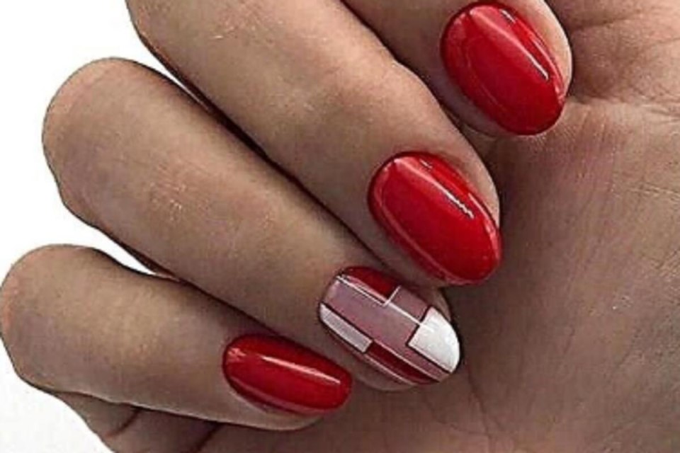 Лаконичный дизайн красные ногти