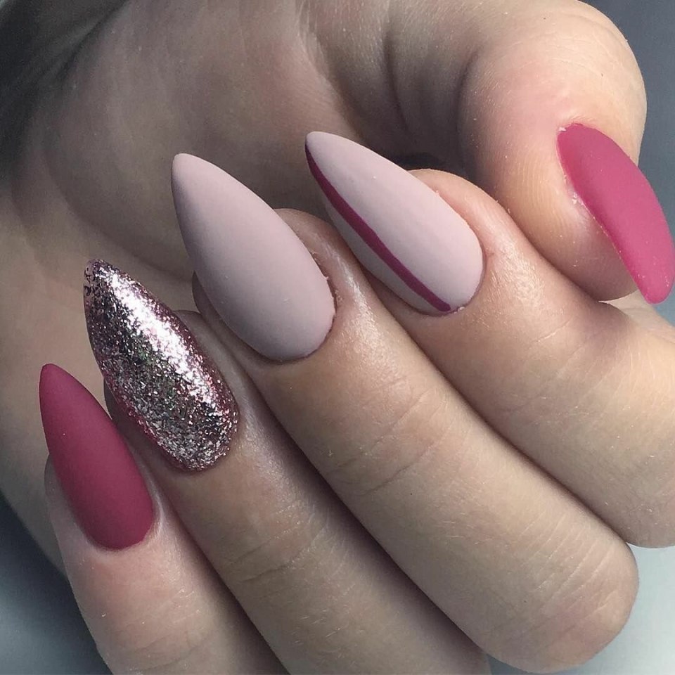 Manicure 2021 миндаль